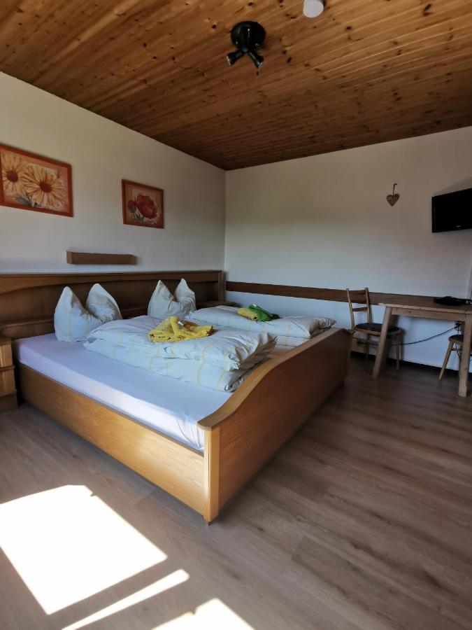 Hotel Garni Austermayer トラウンロイト エクステリア 写真