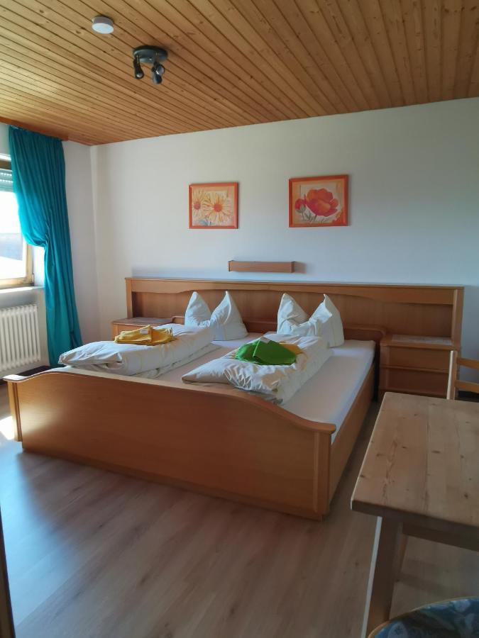 Hotel Garni Austermayer トラウンロイト エクステリア 写真